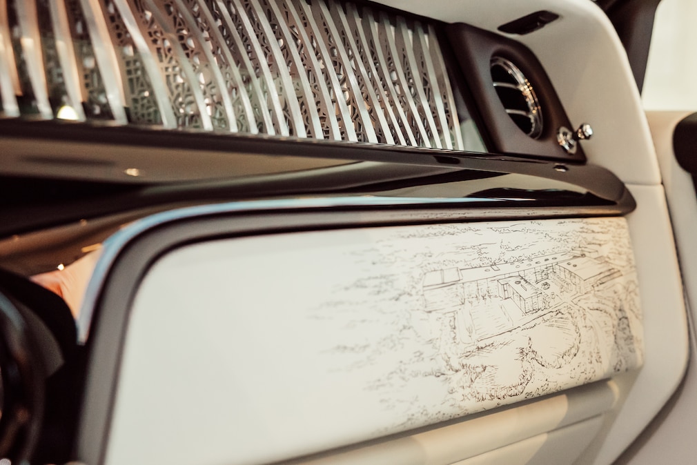 "Gallery" und Handschuhfachdeckel des Rolls-Royce Phantom Centenary