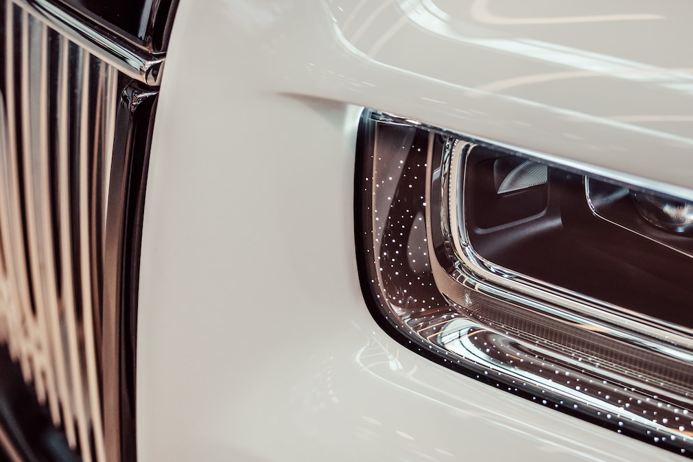 Scheinwerfer des Rolls-Royce Phantom Centenary