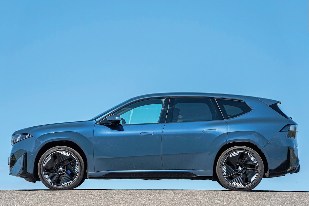 BMW iX3 50 xDrive