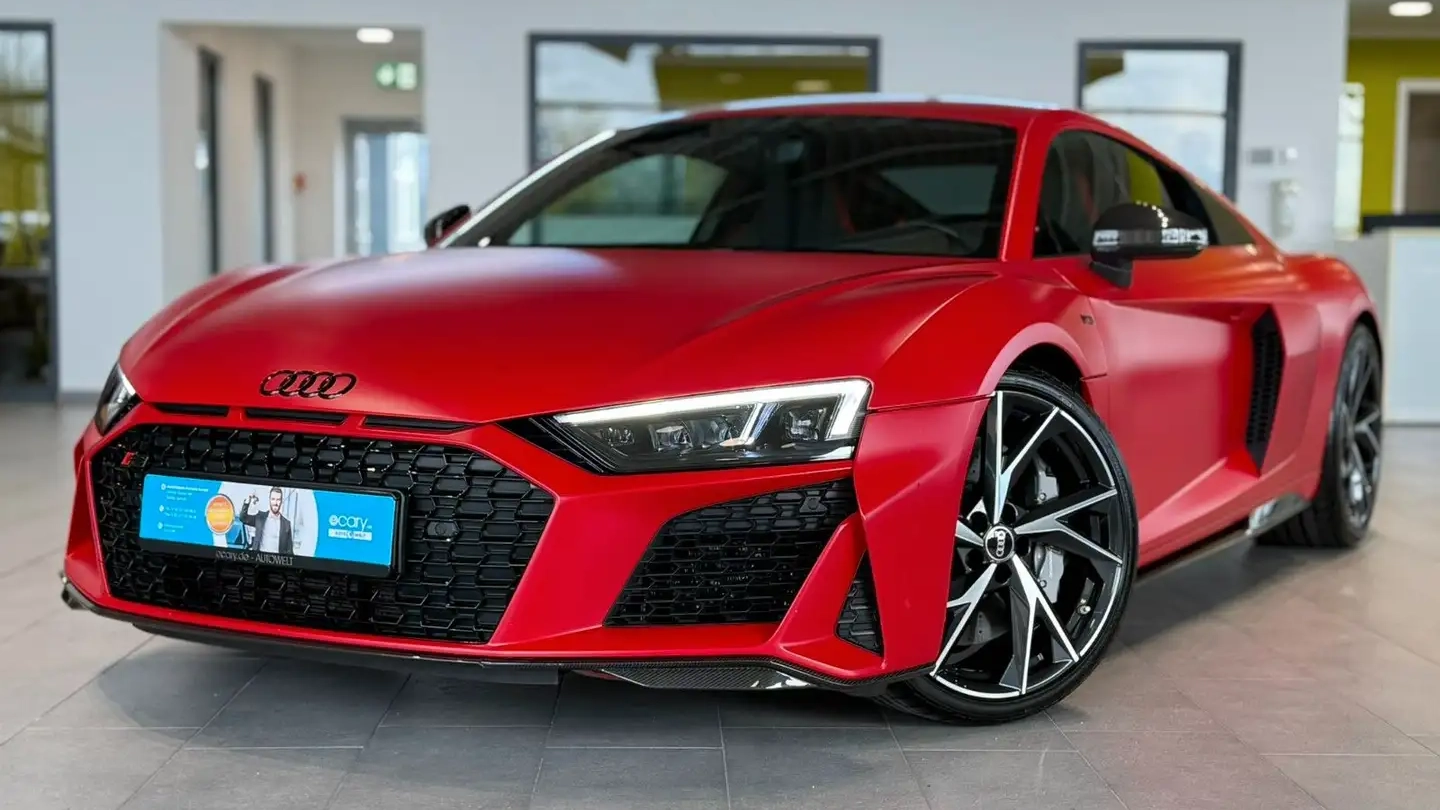 Audi R8