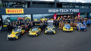 Pirelli bringt Schumacher-McLaren und Kult-BMW an den Nürburgring