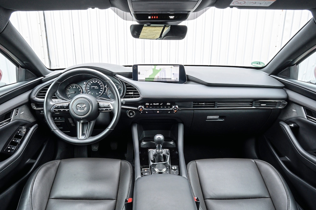 Mazda3 Skyactiv-G 140