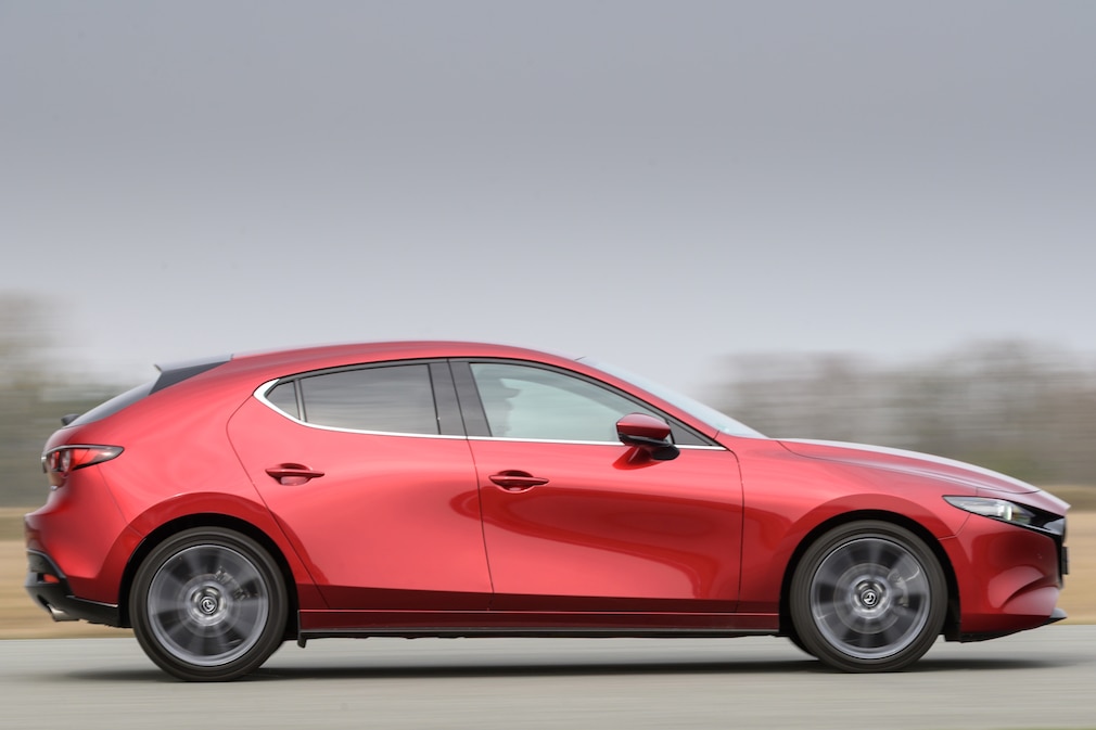 Mazda3 Skyactiv-G 140