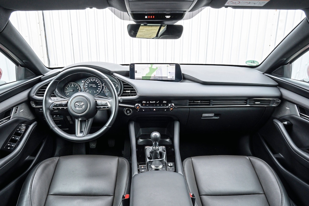 Mazda3 Skyactiv-G 140