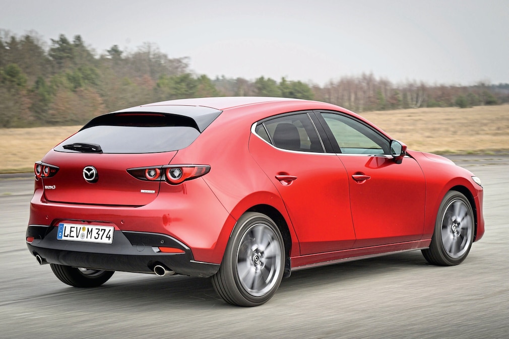 Mazda3 Skyactiv-G 140