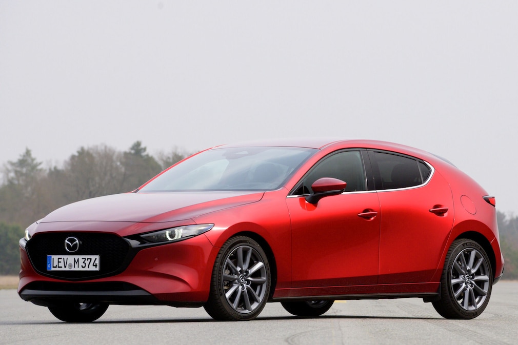 Mazda3 Skyactiv-G 140