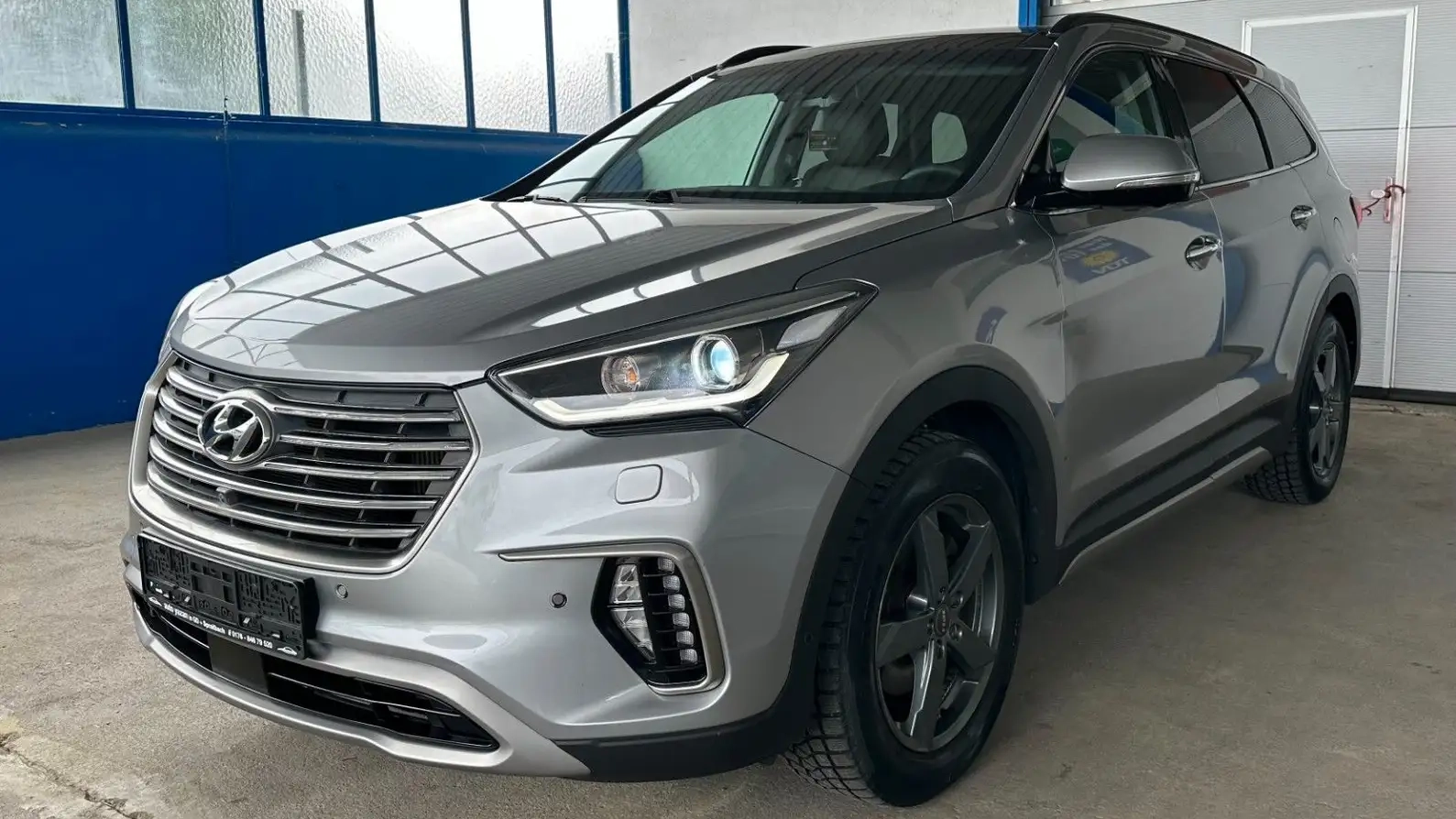 Hyundai Grand Santa Fe