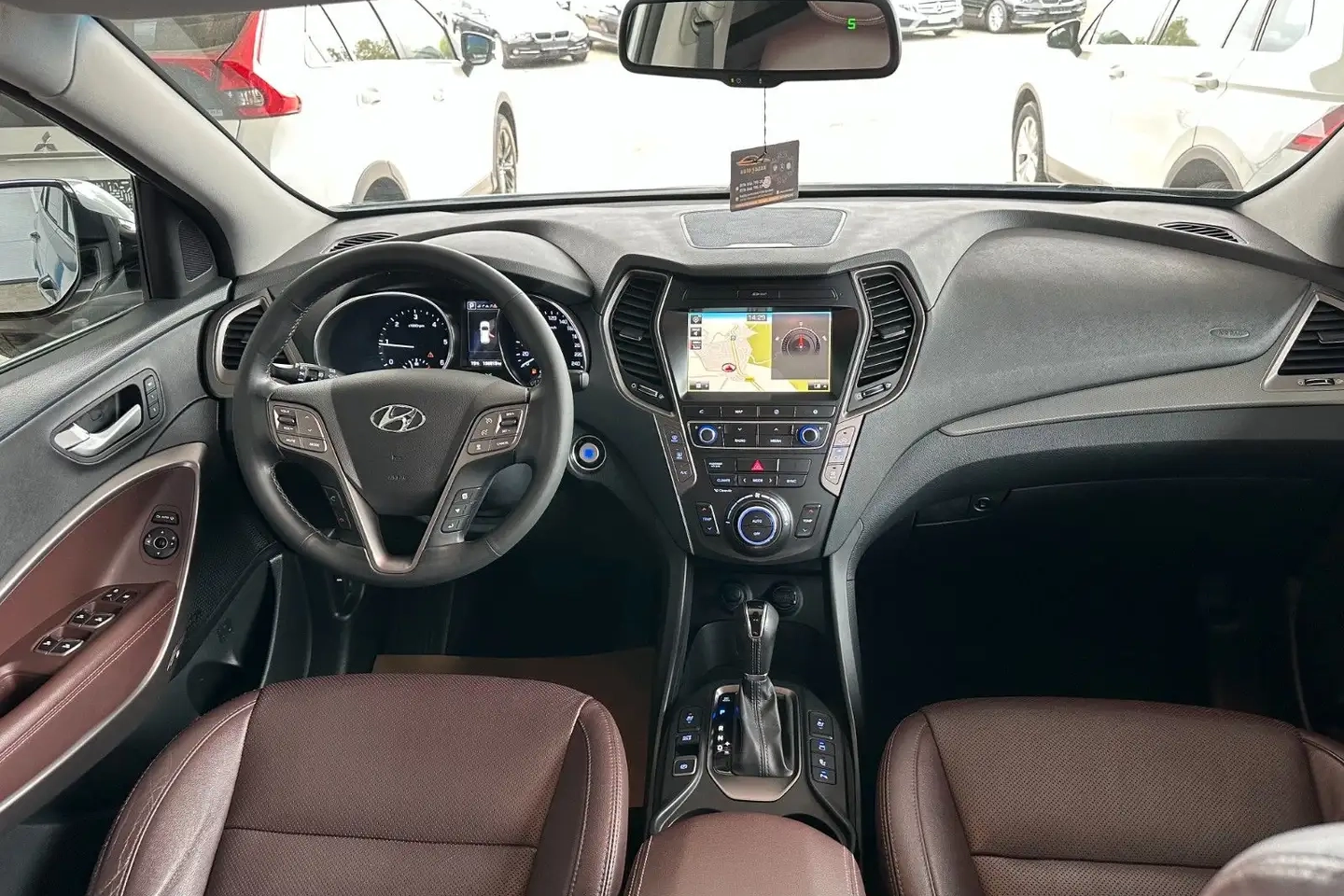 Hyundai Grand Santa Fe