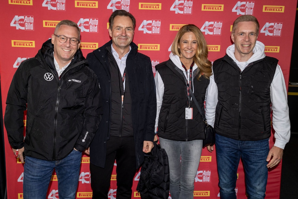 Das VW-Team vor Ort: Jens Katemann (Leiter Kommunikation Marke Volkswagen & Brand Group Core), Thomas Schäfer (CEO of Brand Volkswagen Pkw), Christine Wolburg (CBO of Brand Volkswagen) und Kai Grünitz (Vorstand für Technische Entwicklung, Volkswagen Brand).