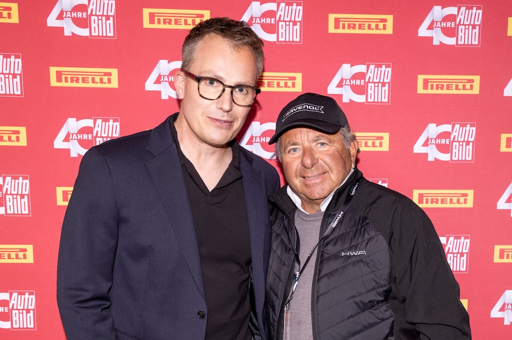 Robin Hornig mit Renn-Legende Klaus Ludwig.
