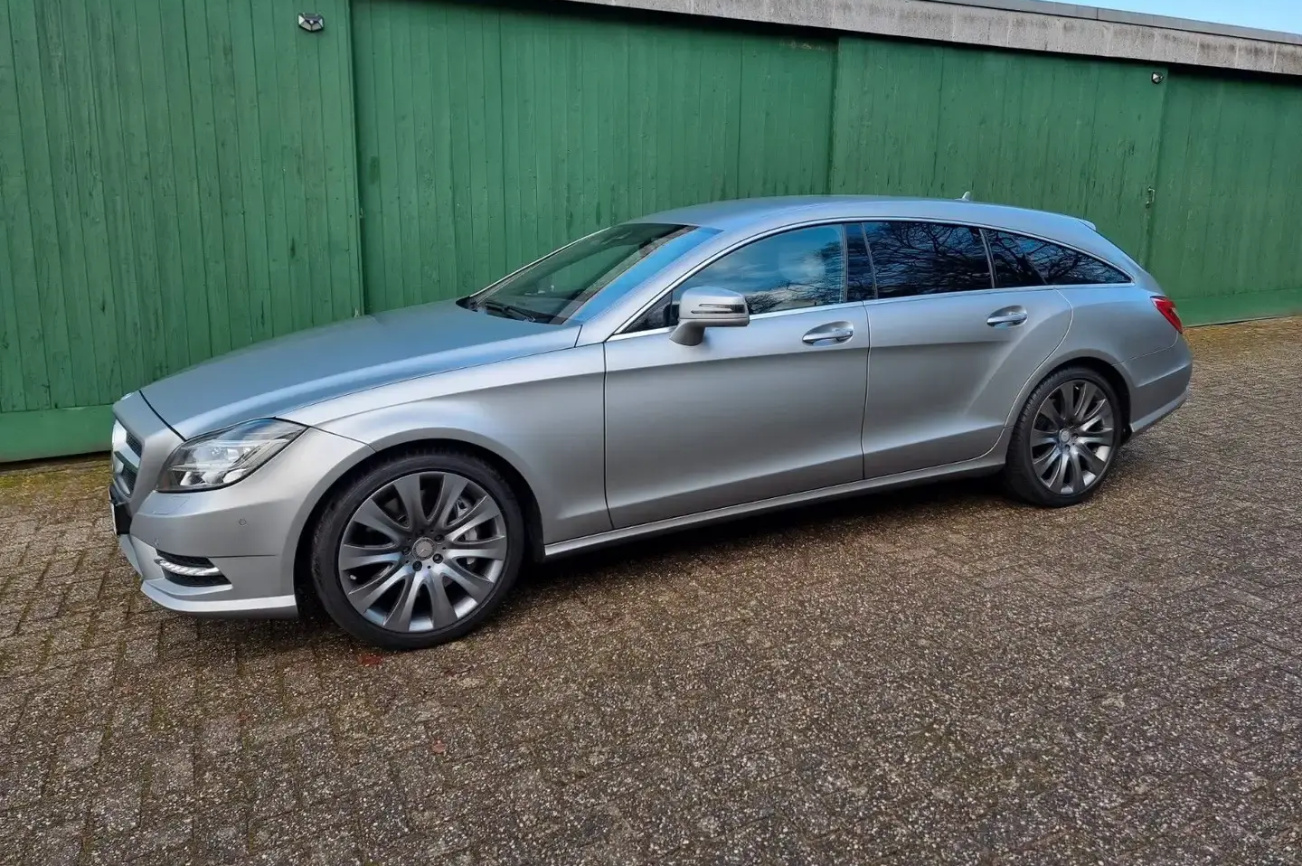 Mercedes CLS 500 Shooting Brake