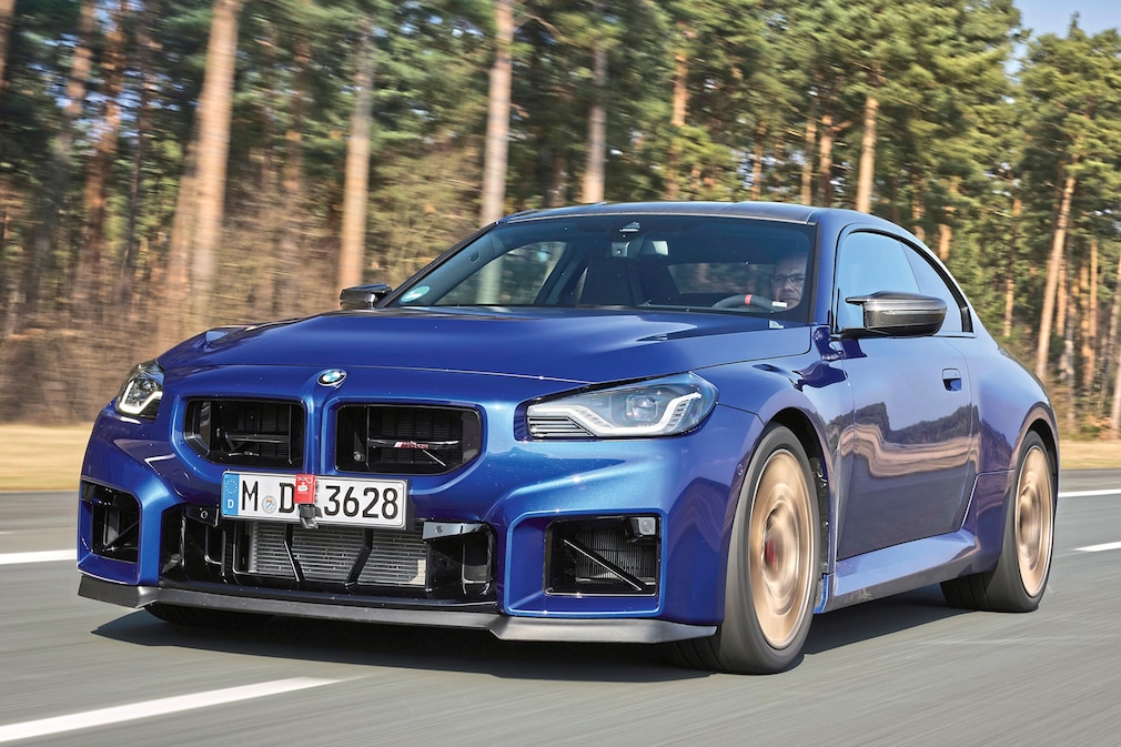 BMW M2 CS