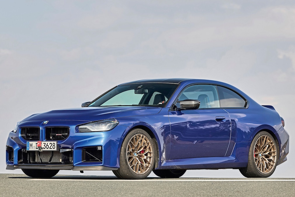 BMW M2 CS