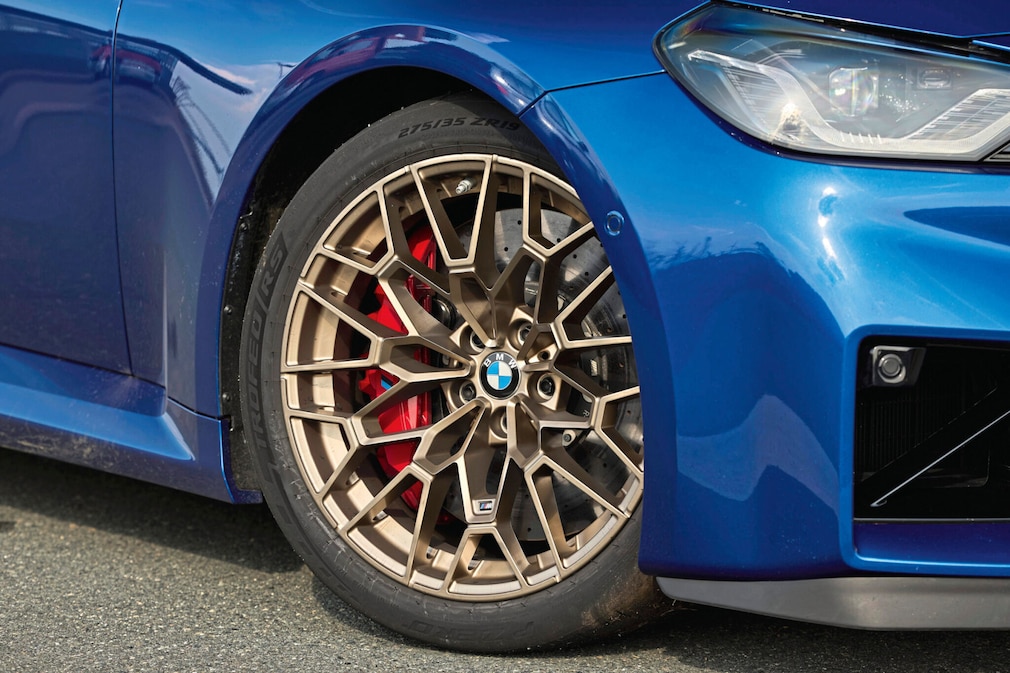 BMW M2 CS