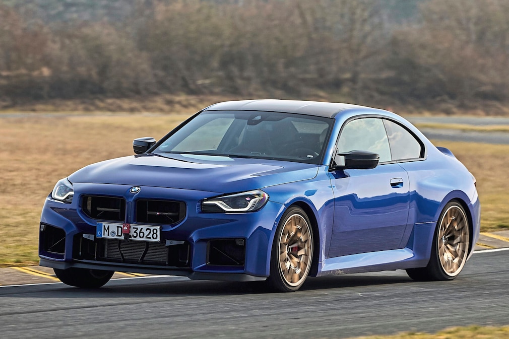 BMW M2 CS