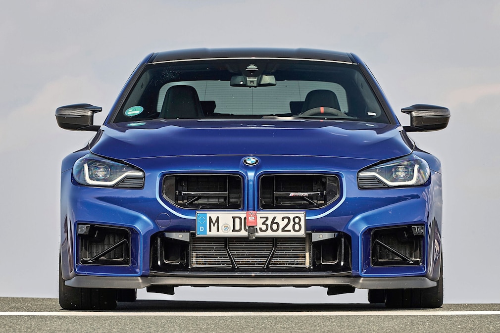 BMW M2 CS