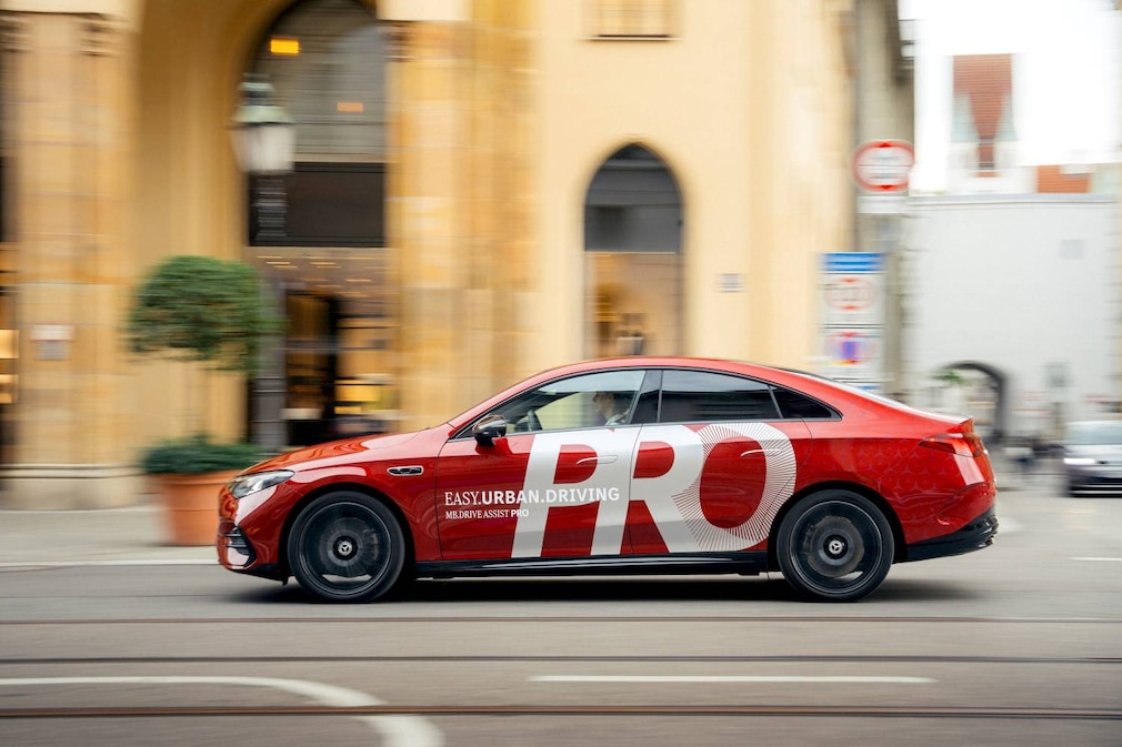 Hochautomatisiertes Fahren mit dem Drive Pilot in München