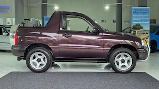 Der vielleicht coolste Sommer-Geländewagen der 2000er
