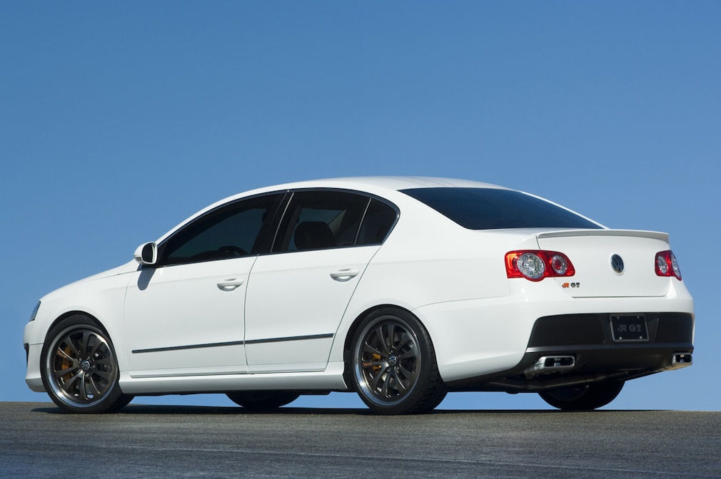VW Passat R GT
