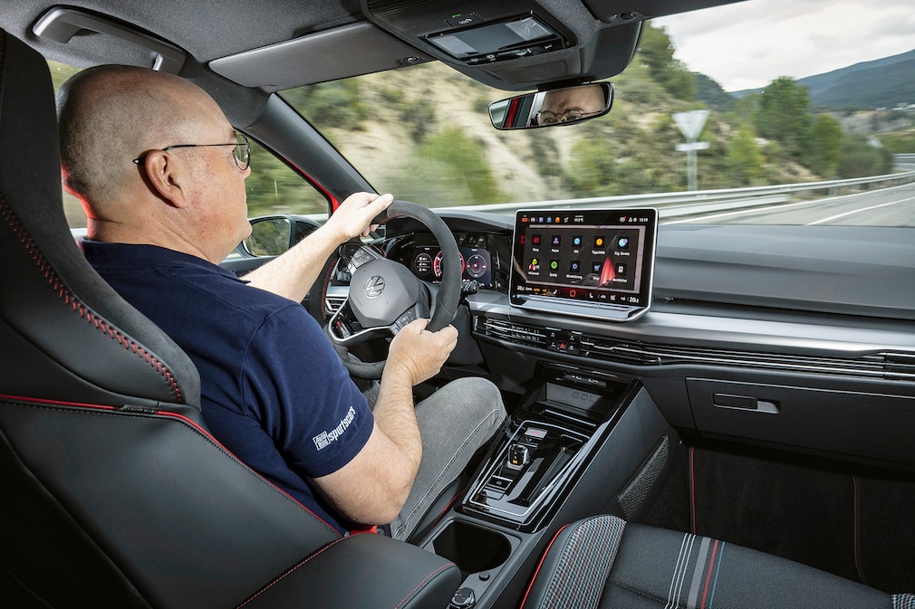 VW Golf GTI Edition 50