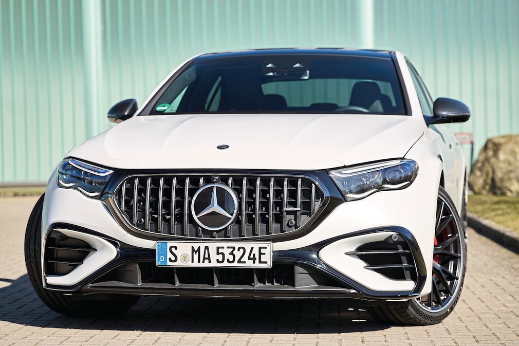 Mercedes-AMG E 53 Hybrid 4Matic+