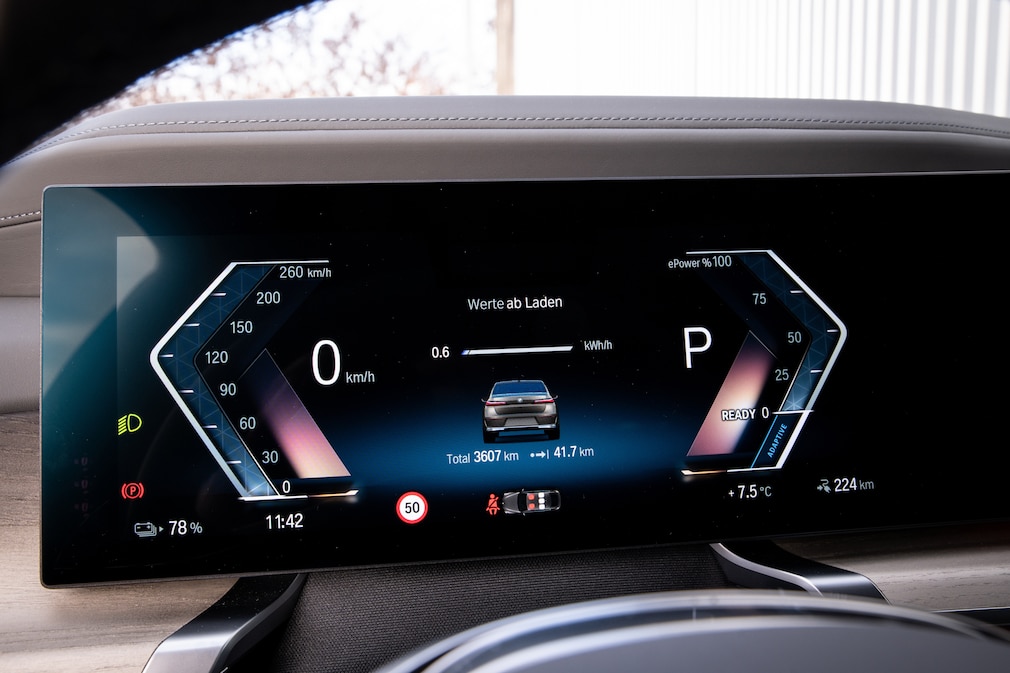 BMW i7 xDrive60