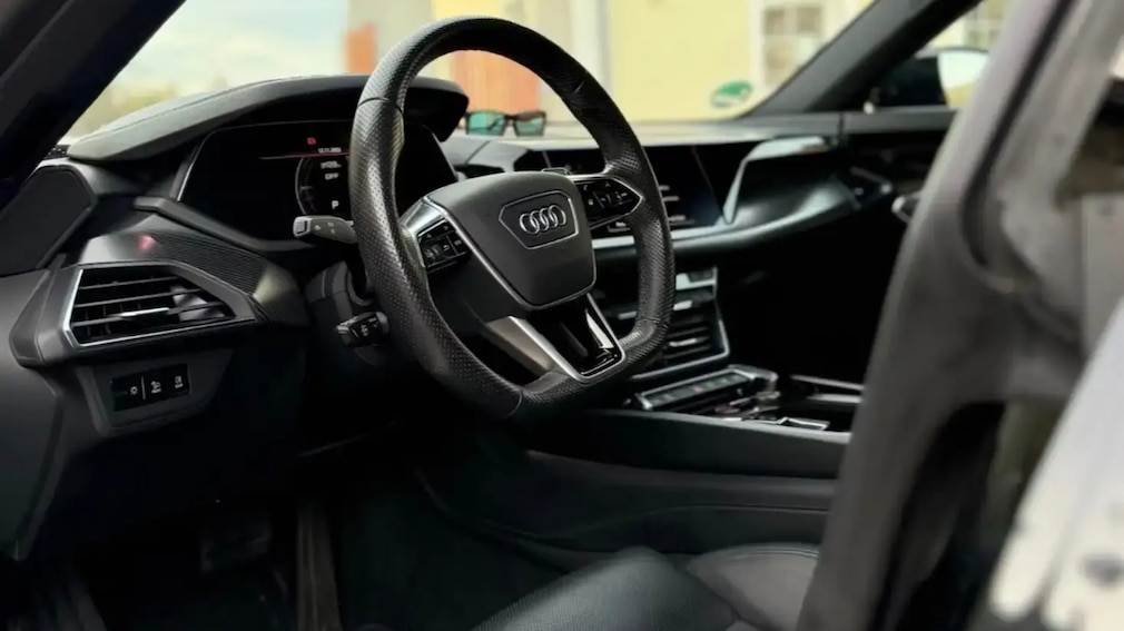530 PS-Audi 90.000 Euro unter Neupreis kaufen