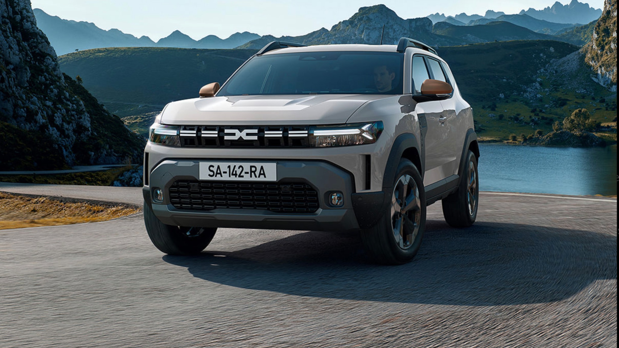 Dacias-kompaktes-Hybrid-SUV-im-Abo-Check
