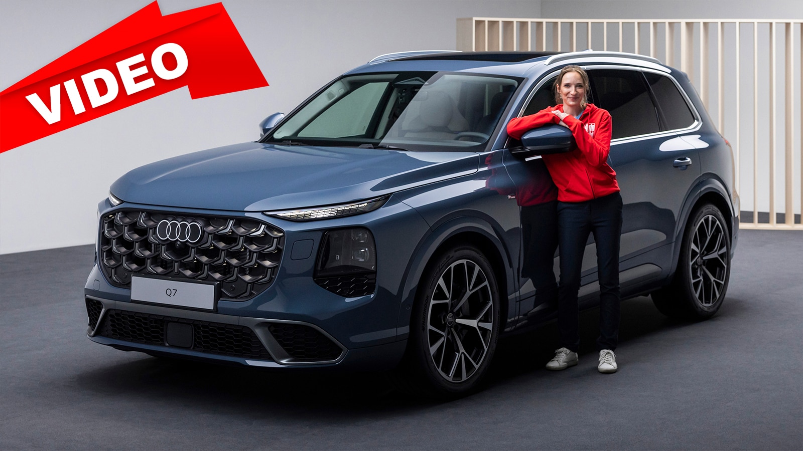 Der-neue-Q7-blinkt-auf-dem-Boden-