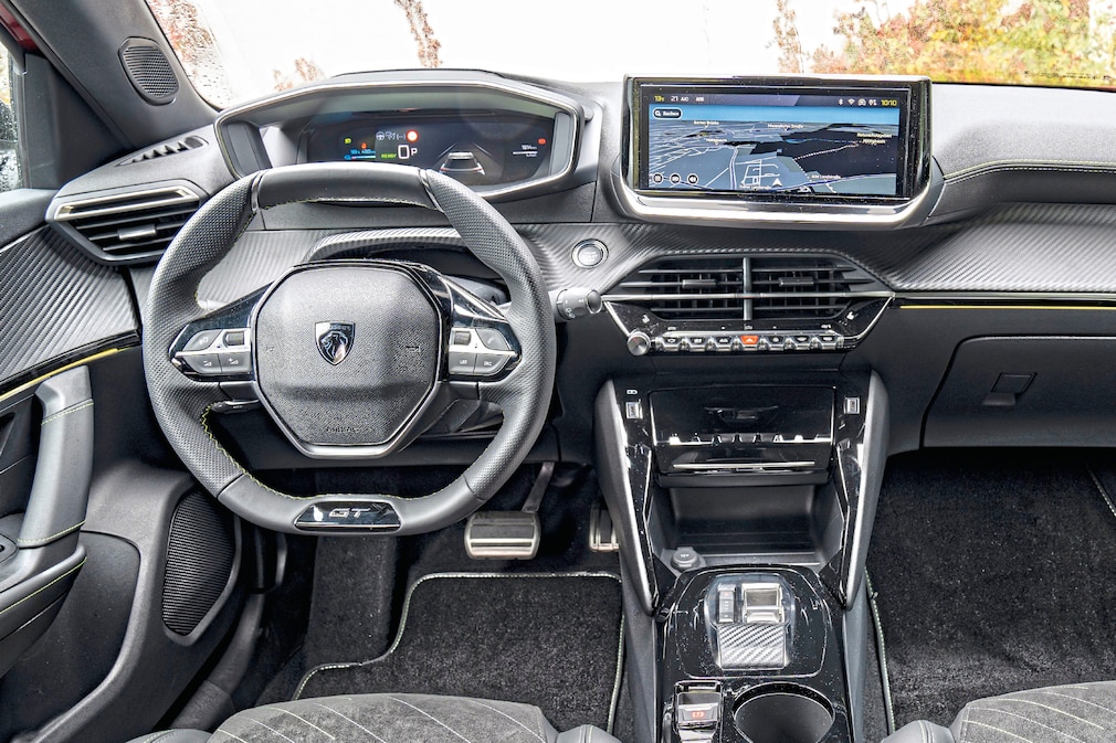 Cockpit des Peugeot E-2008