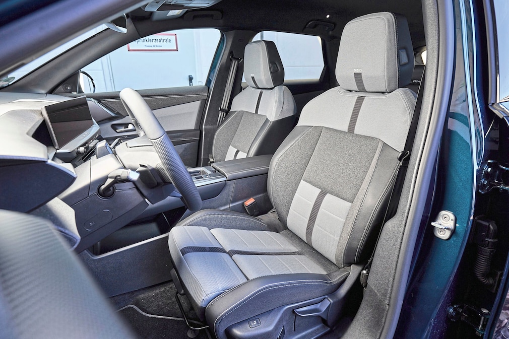 Opel Grandland 1.2 Hybrid 145