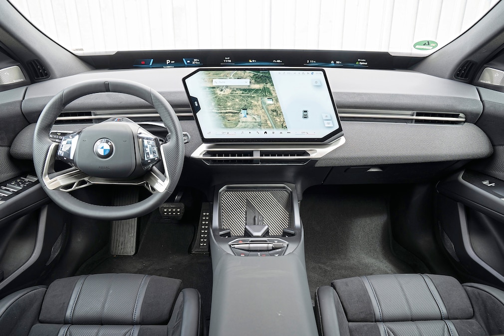 BMW iX3 50 xDrive