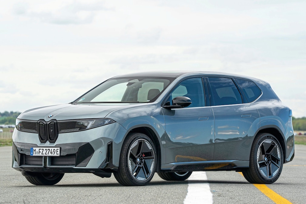 BMW iX3 50 xDrive