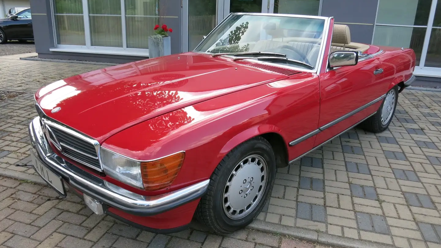 Mercedes-Benz SL 300