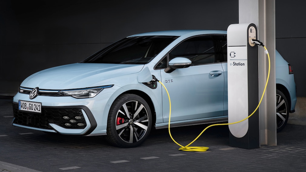 Die besten Teilzeit-Stromer: Diese Plug-in-Hybride überzeugen im Test