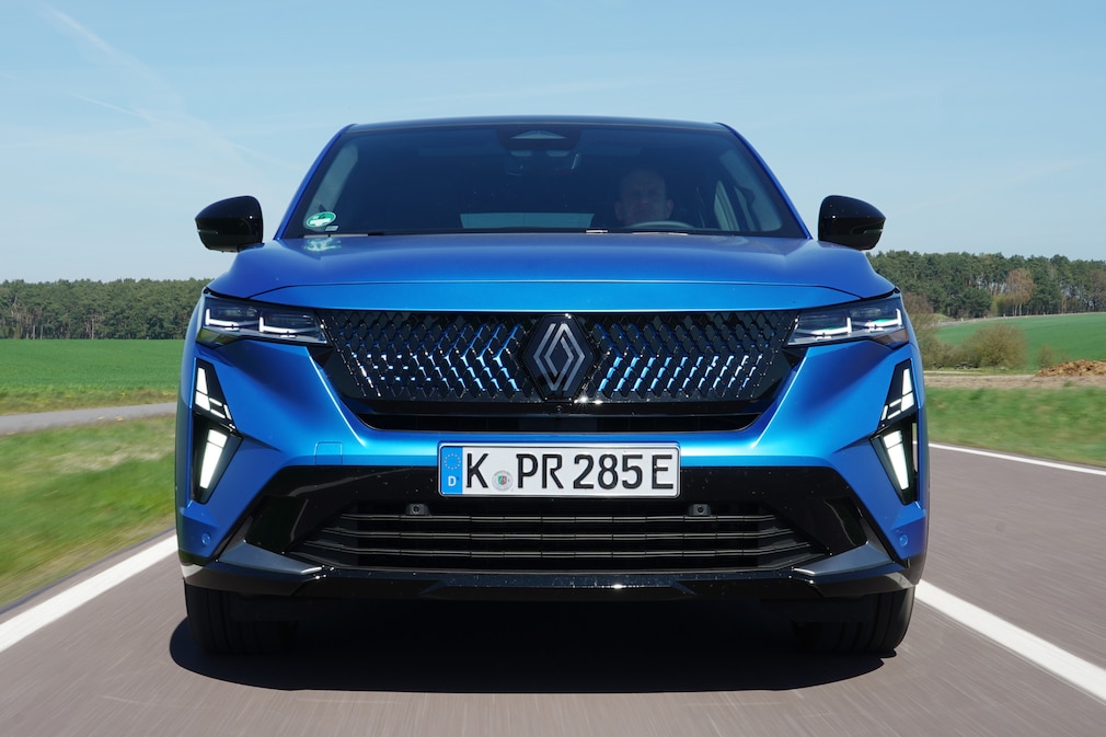 Renault Rafale Hyper Hybrid 4x4 300