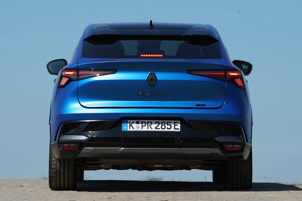 Renault Rafale Hyper Hybrid 4x4 300