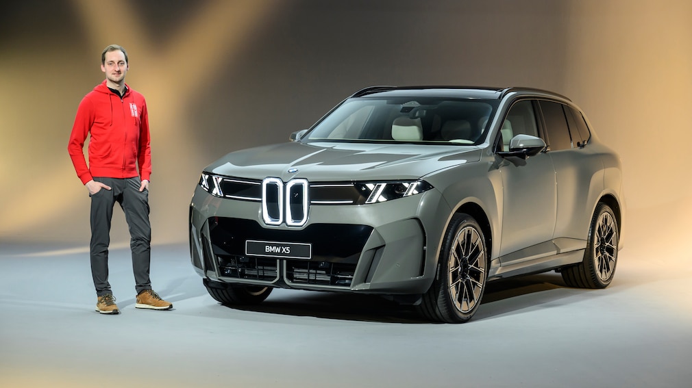 BMW iX5 G65