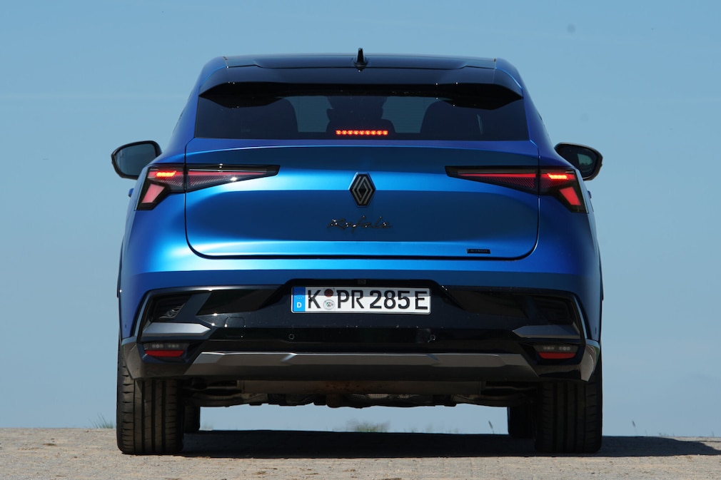 Renault Rafale Hyper Hybrid 4x4 300