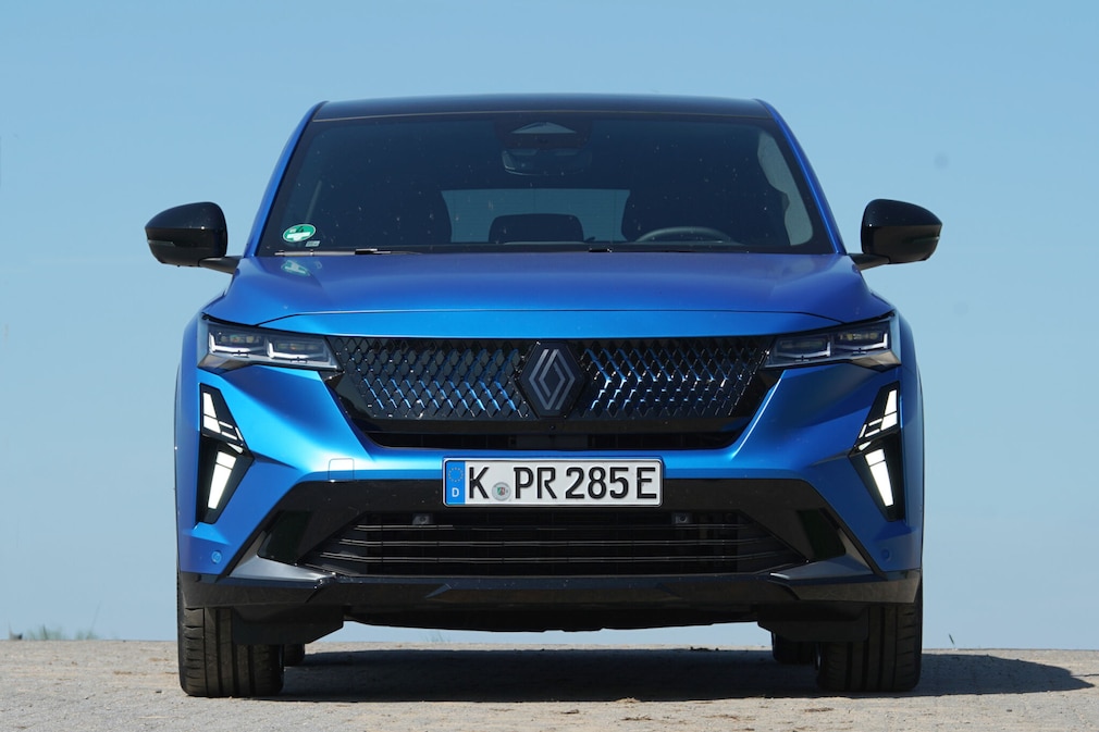 Renault Rafale Hyper Hybrid 4x4 300