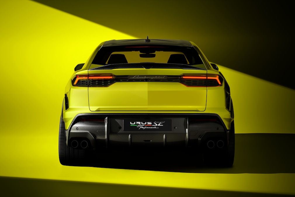 Lamborghini Urus SE Performante