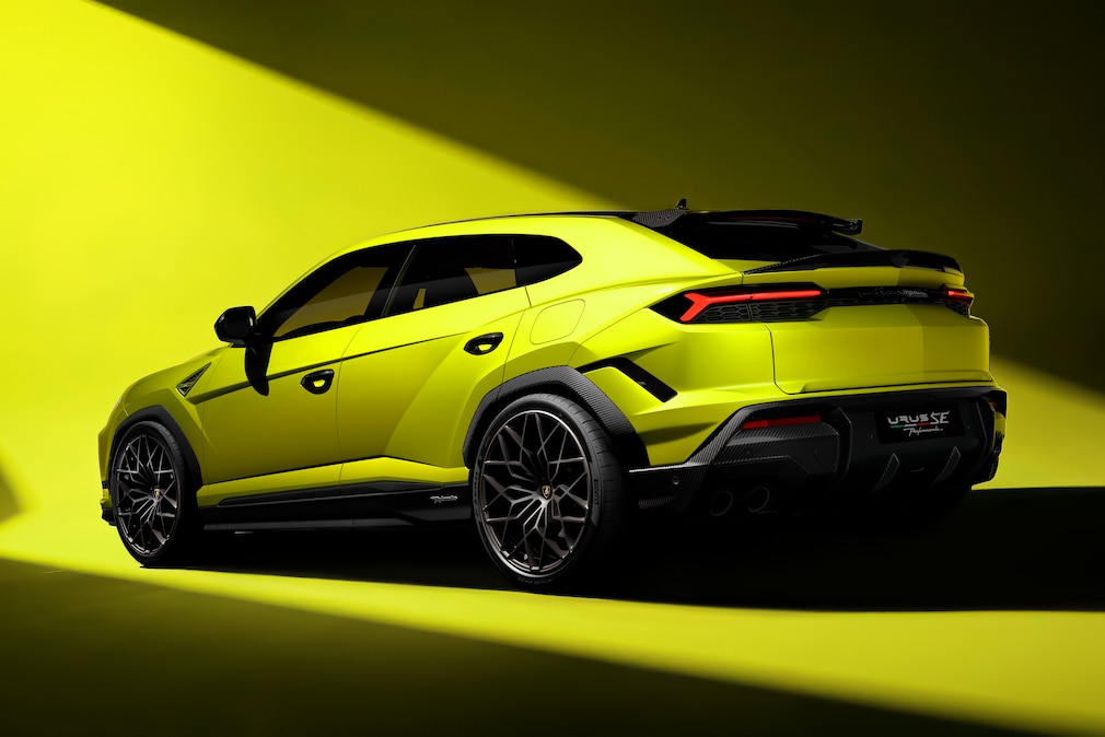 Lamborghini Urus SE Performante