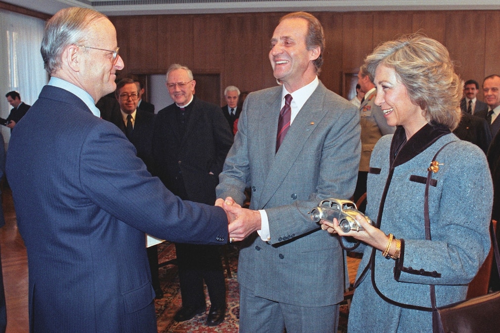 Carl H. Hahn mit König Juan Carlos von Spanien und Königin Sofia