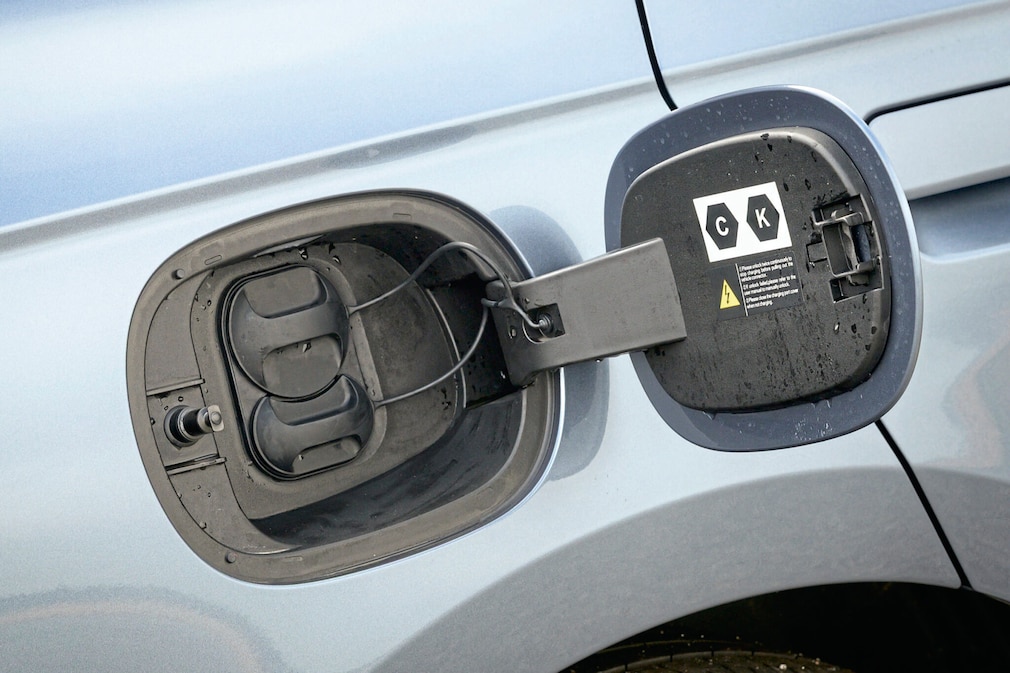 BYD Seal 6 DM-i Touring