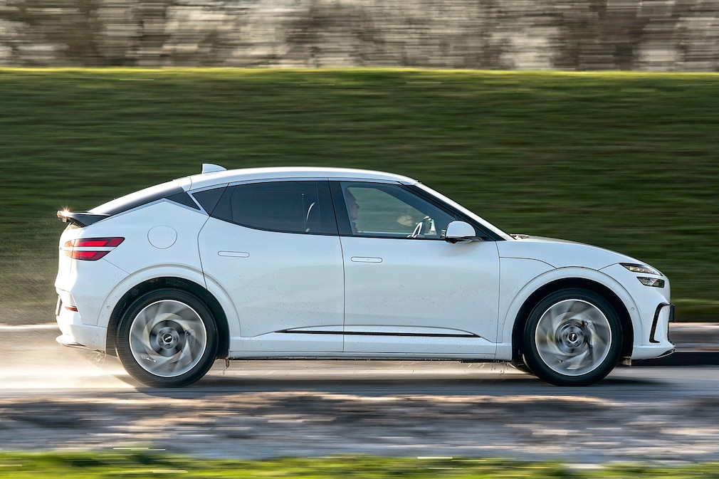 Genesis GV60 AWD
