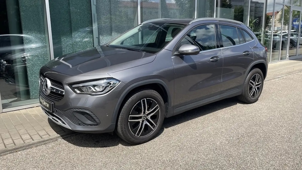 Mercedes-Benz GLA 180