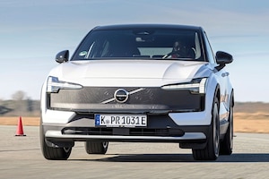 Volvo EX30 Cross Country P8 AWD