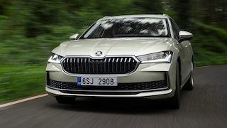 Diese Mittelklasse-Autos mit Allrad fahren der Konkurrenz davon