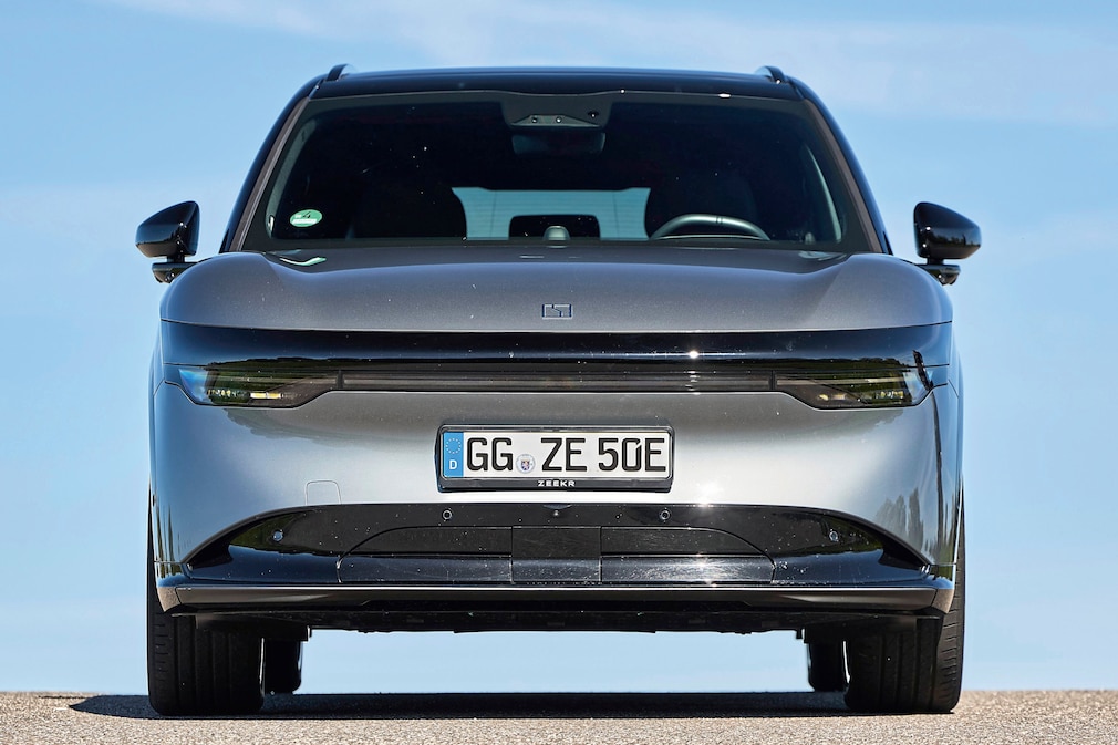 Zeekr 7X AWD