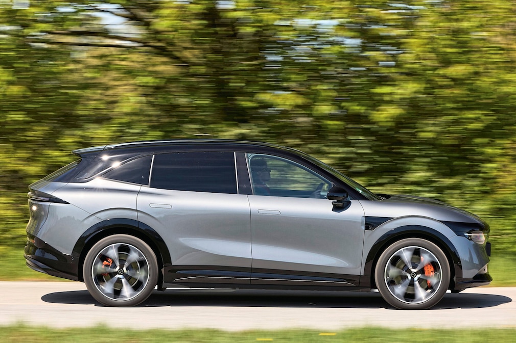 Zeekr 7X AWD